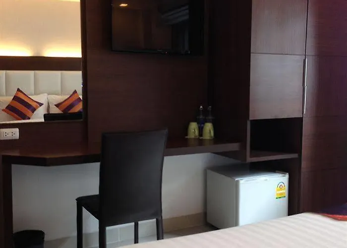 Nana Hotel